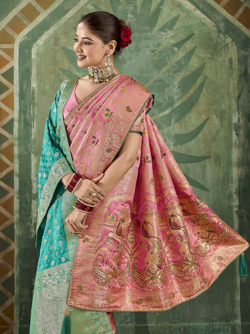 Pink Satin Woven Handloom Saree