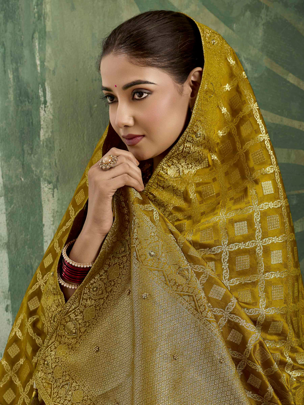 Purple Satin Woven Handloom Saree