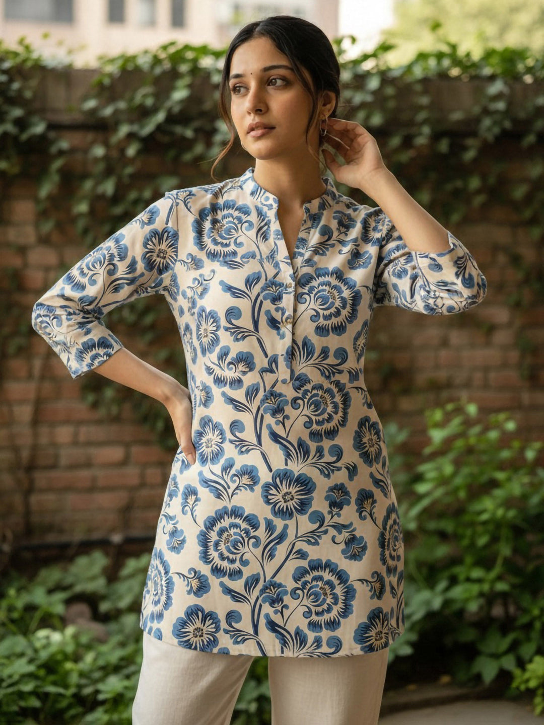 Blue Cotton Blend Printed Kurta