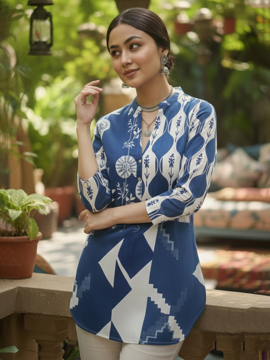 Blue Cotton Blend Printed Kurta