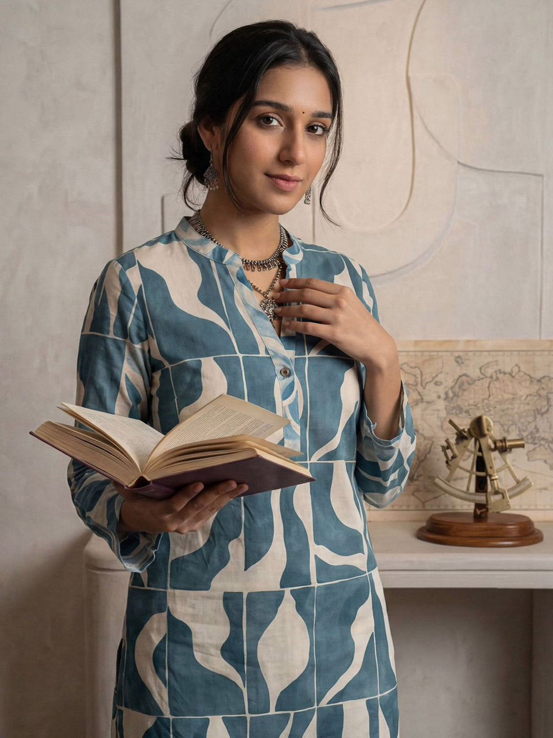 Blue Cotton Blend Printed Kurta