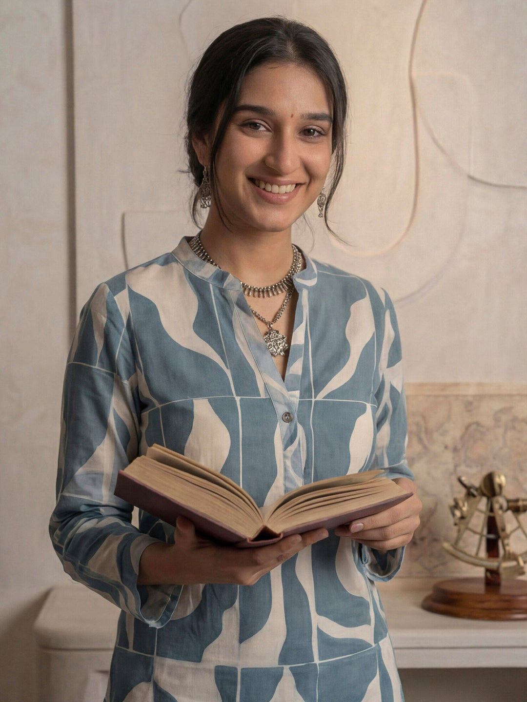 Blue Cotton Blend Printed Kurta