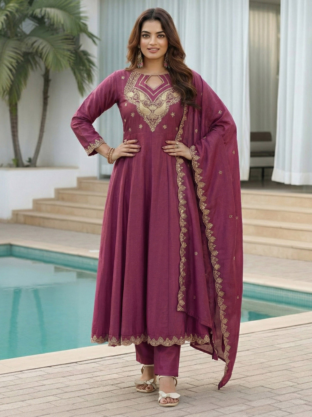 Mauve Embroidered Crepe Kurta Pant with Dupatta