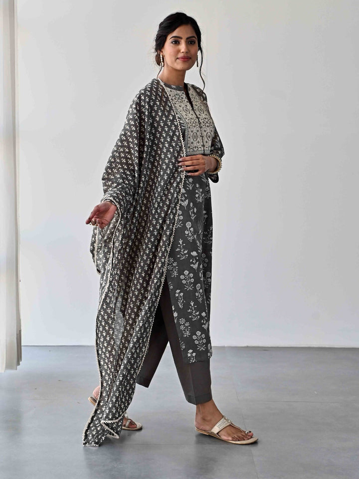 Printed &amp; Neck Embroidered Cotton Kurta With Pants &amp; Dupatta