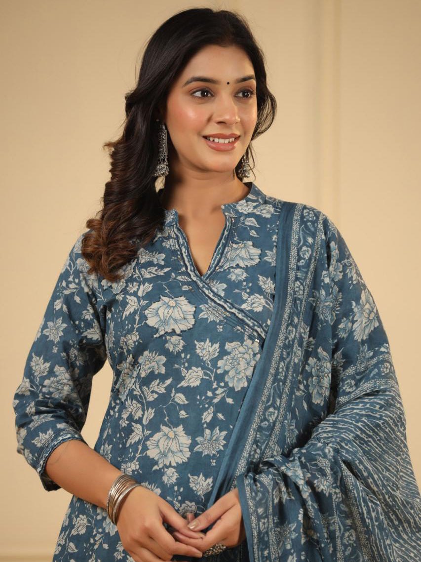 Floral Printed Kurta With Pants & Dupatta