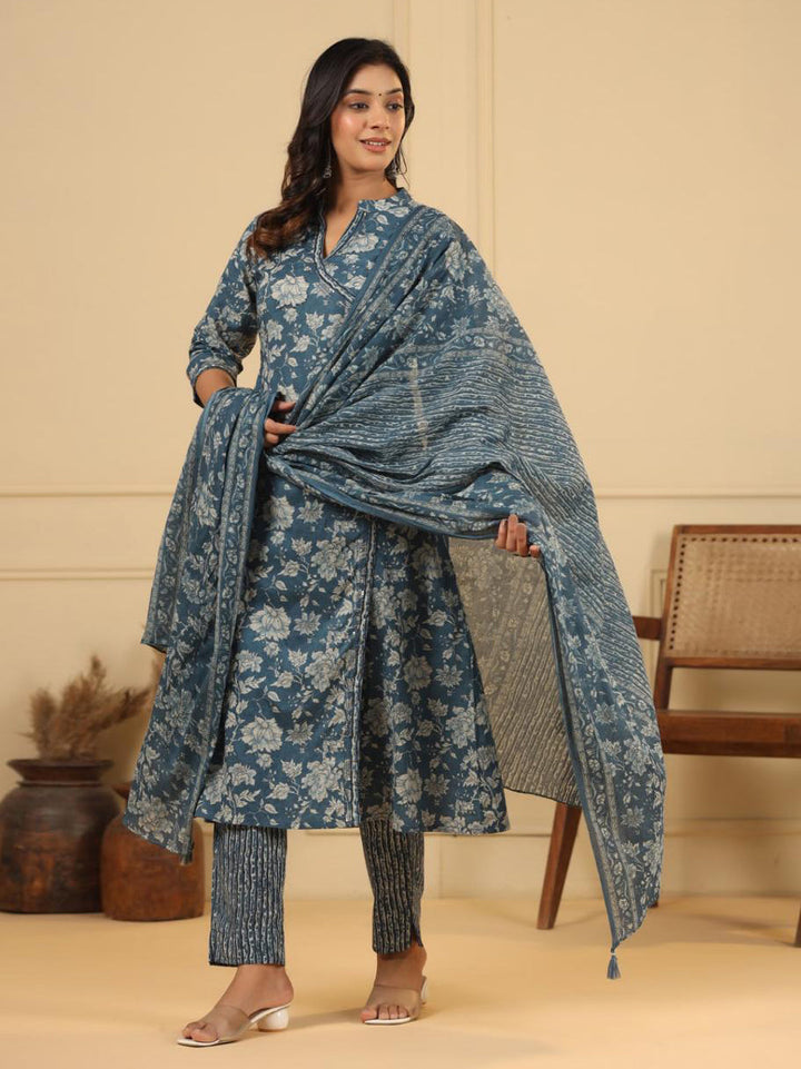 Floral Printed Kurta With Pants &amp; Dupatta