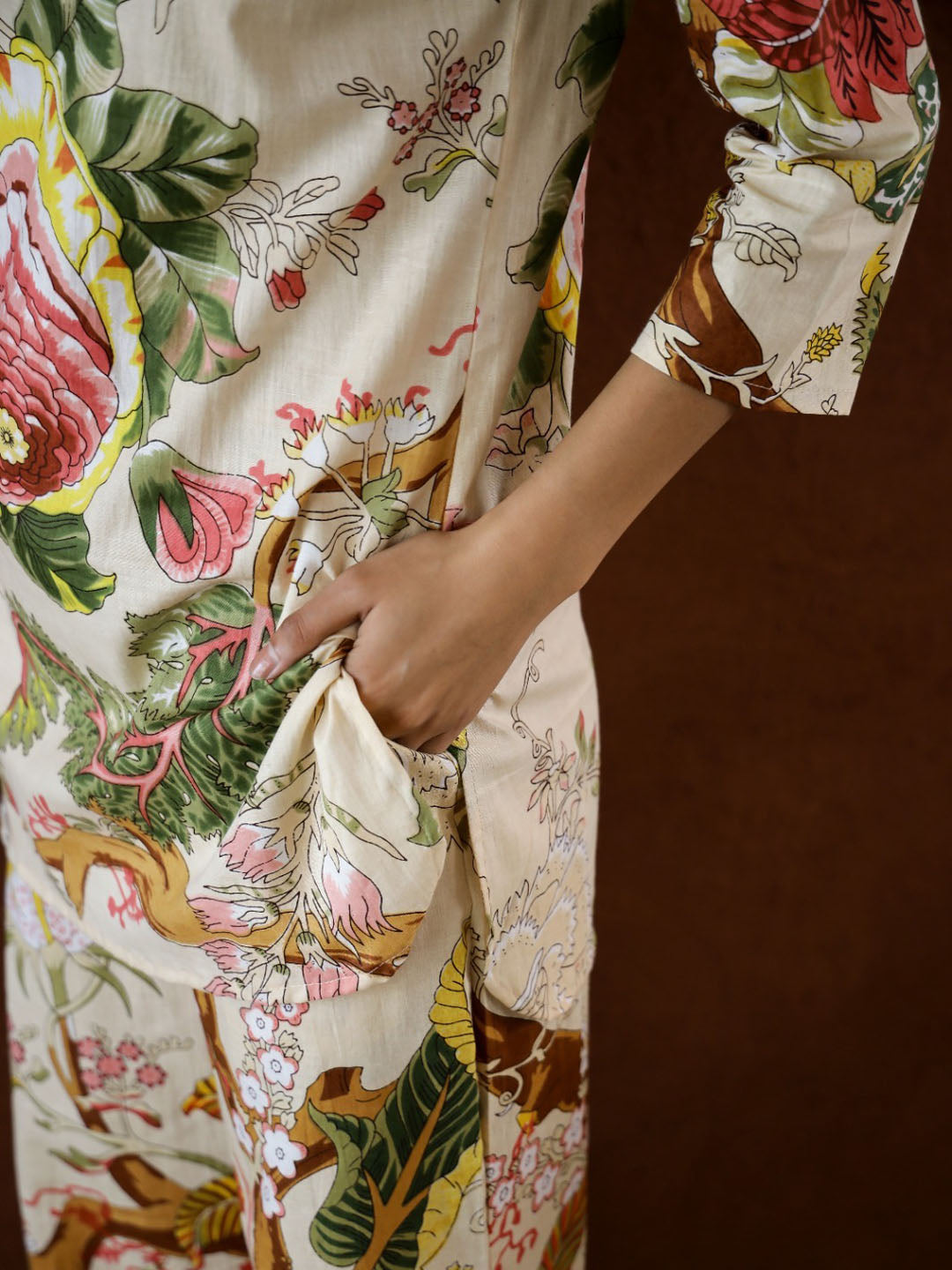 Floral Printed Cotton Kurti With Pants