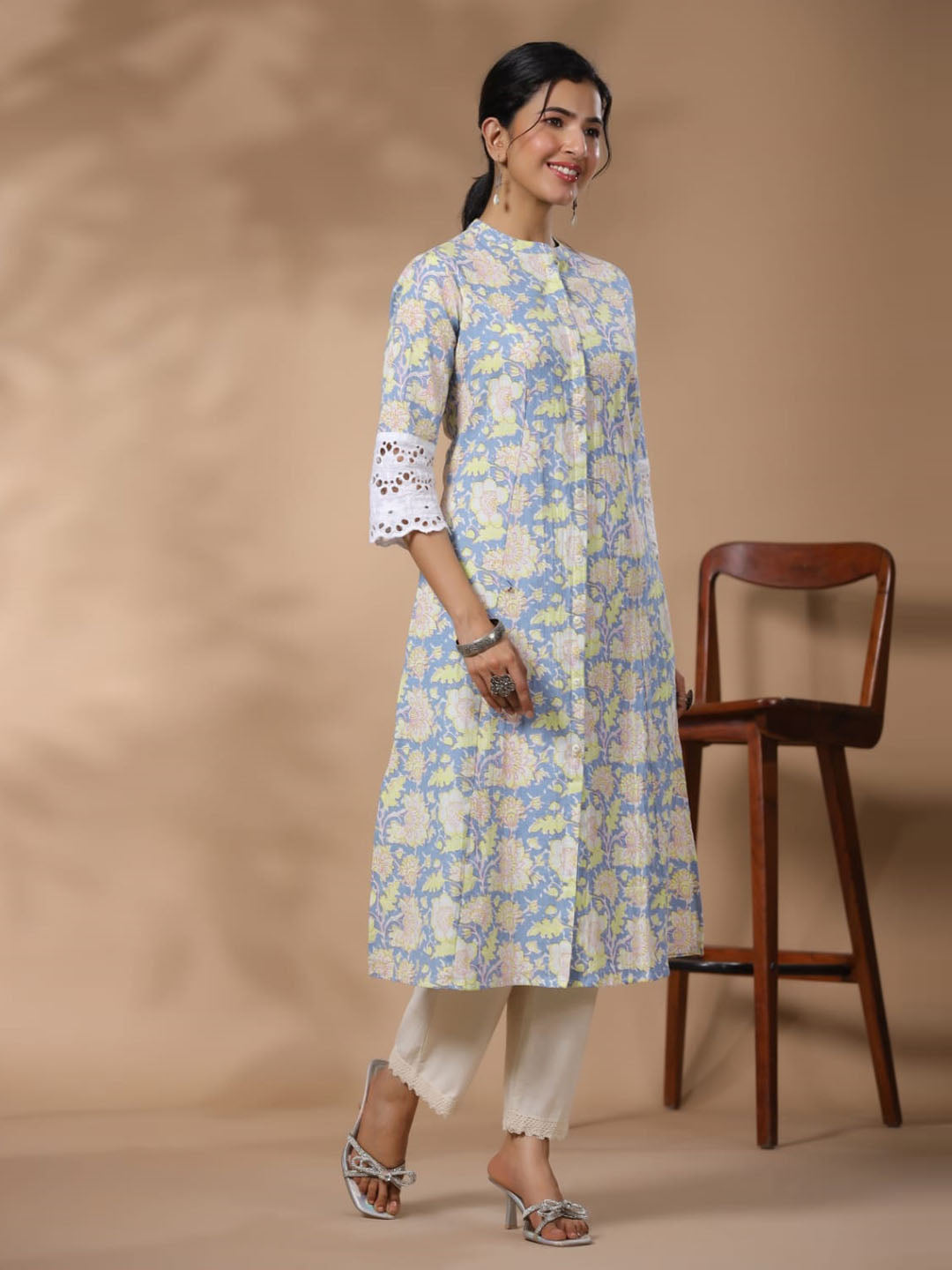 Floral Printed Cotton Kurta With Pants
