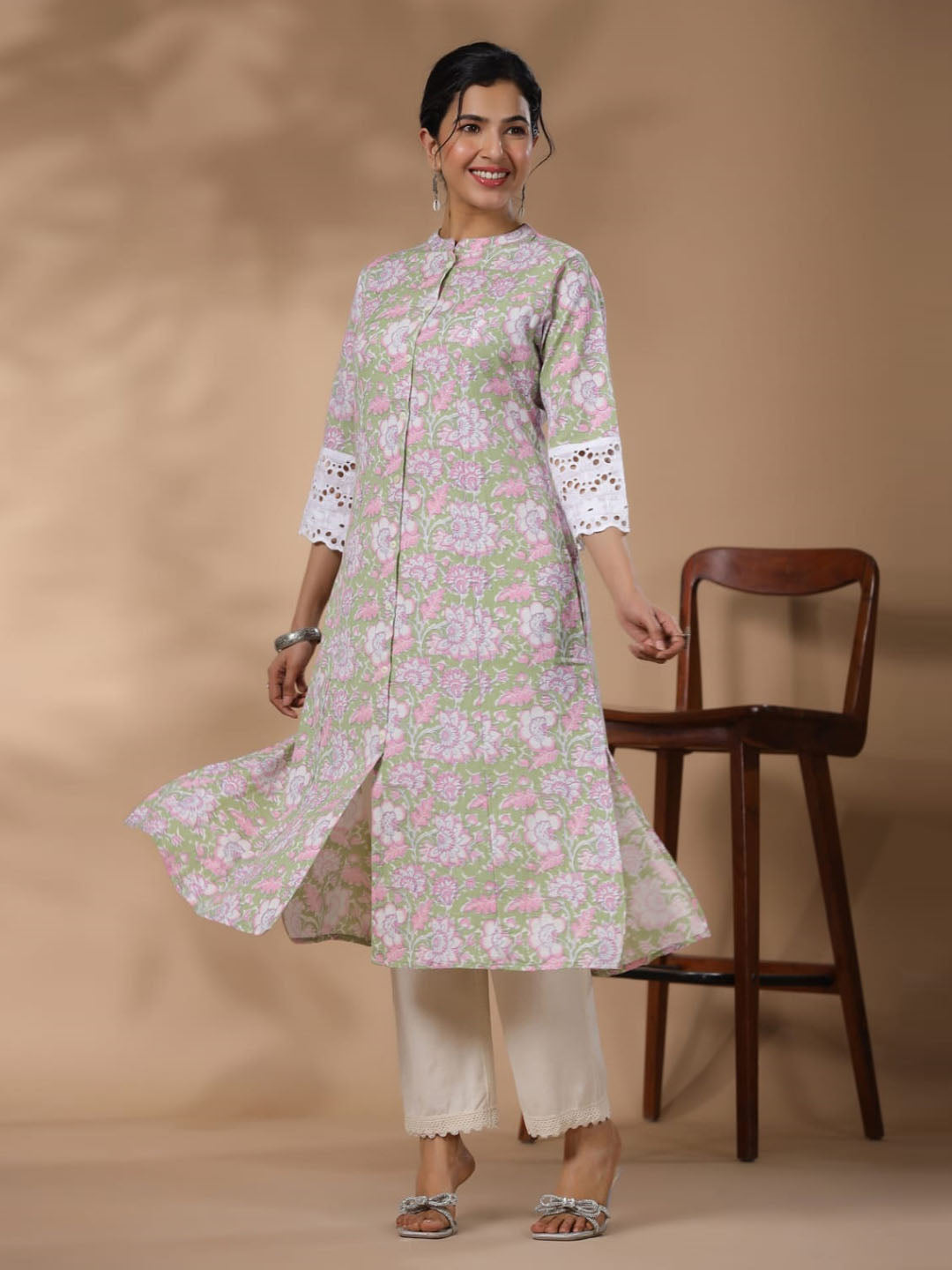 Floral Printed Cotton Kurta With Pants